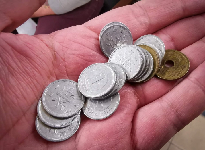 Japan living expenses USD Japan living expenses USD