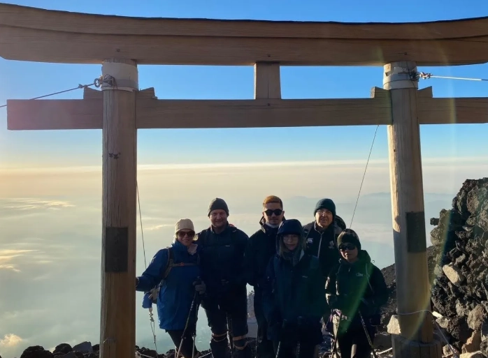 climb Mount Fuji beginner