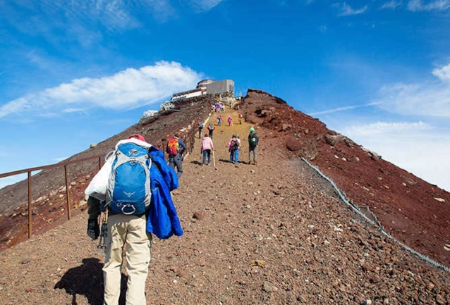 beginner climb Fuji