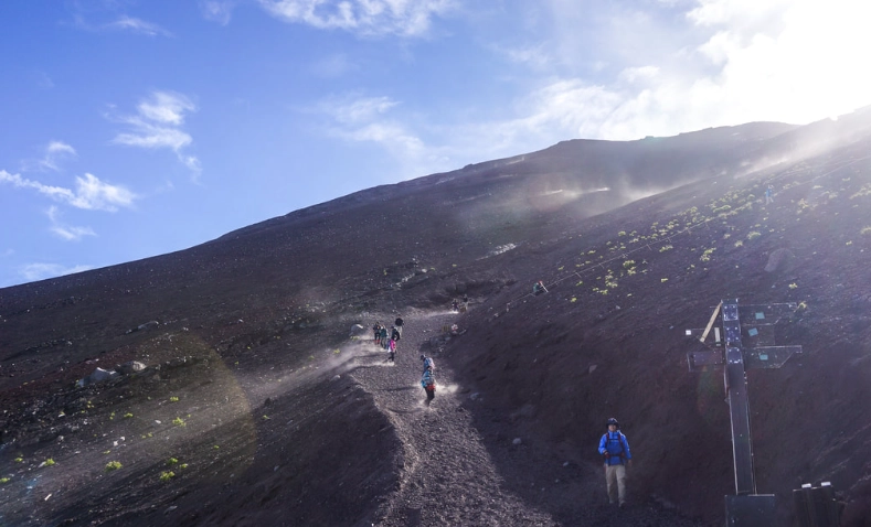 climb Mount Fuji in a day climb Mount Fuji in a day