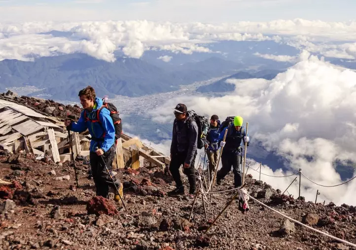 is Mt Fuji open in October
