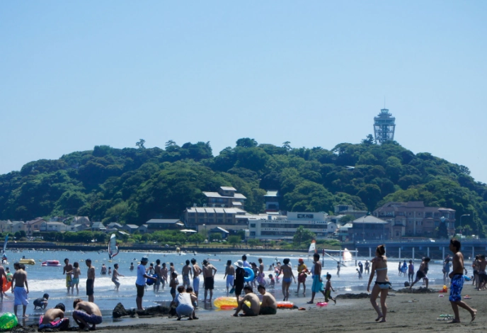 Enoshima swimming beach
