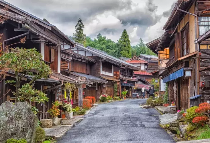 solo female travel japan