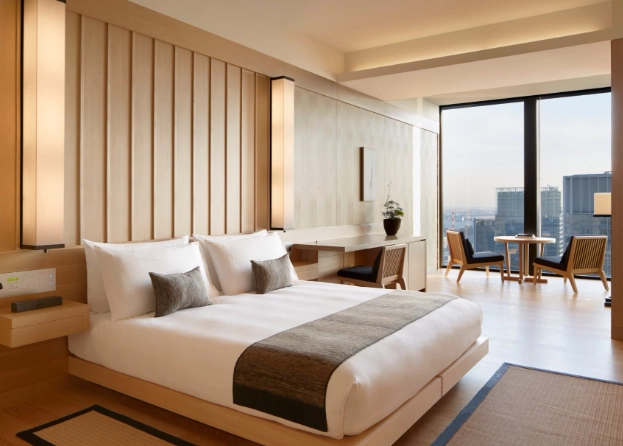 Tokyo Airbnb vs hotel