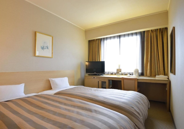 best area to stay in Fukuoka