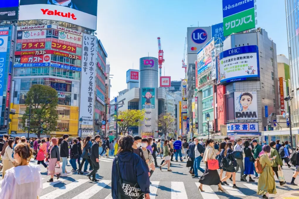 traveling alone in Japan traveling alone in Japan