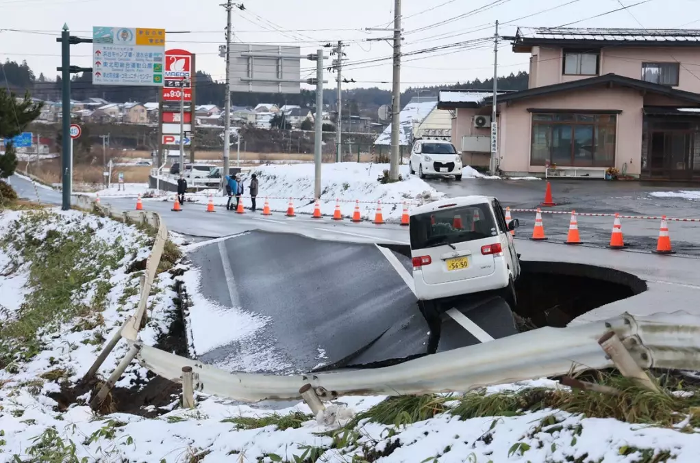 Japan travel safety earthquake